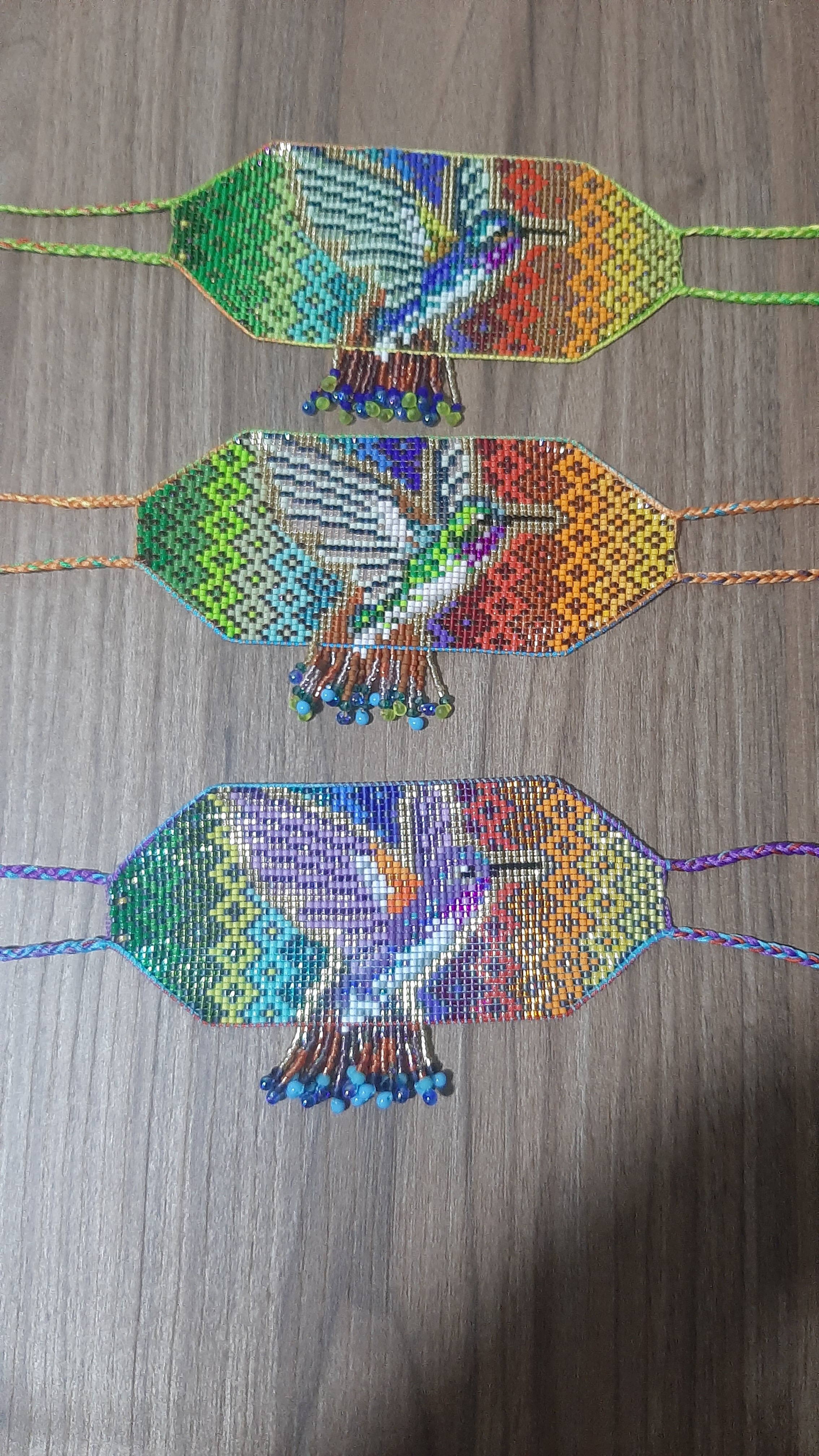 Pulseras tejidas con diseño de colibrí, Índigo Academia